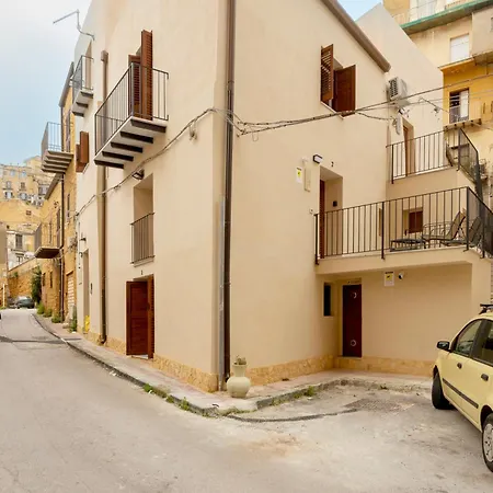 La Carbonaia In *